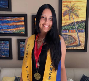 suma cum lauda adri ponce